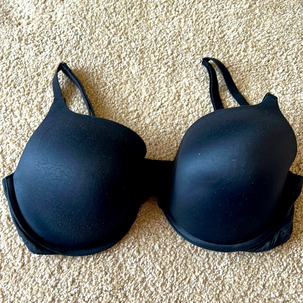 PINK Victoria’s Secret 36DD bra